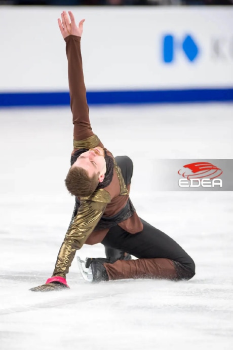 Ice Gallery Skates U.S.